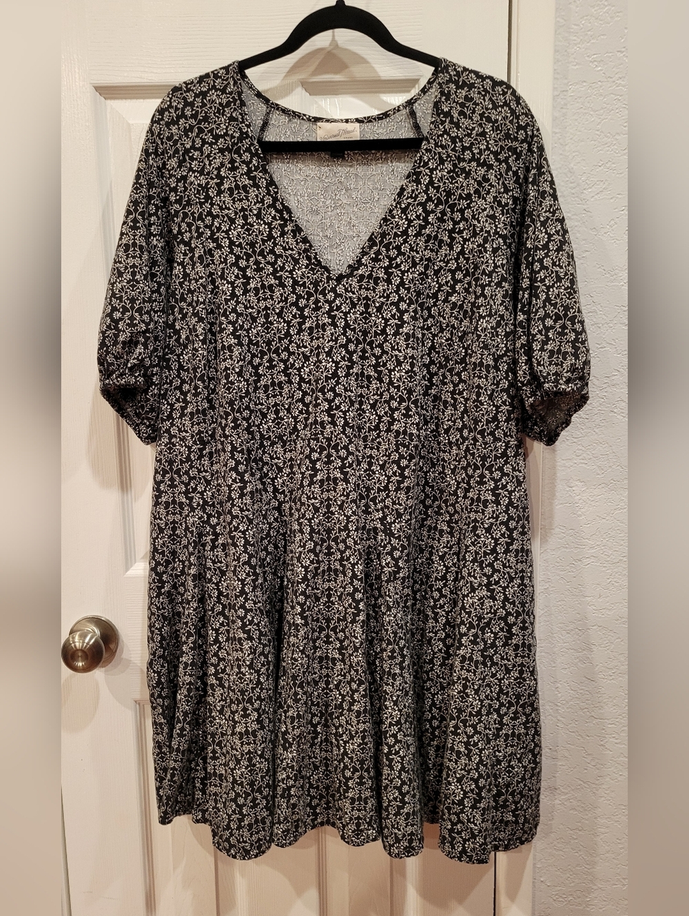 Universal Thread Black Floral V-Neck Bell Sleeve Mini Dress - Picture 2 of 8